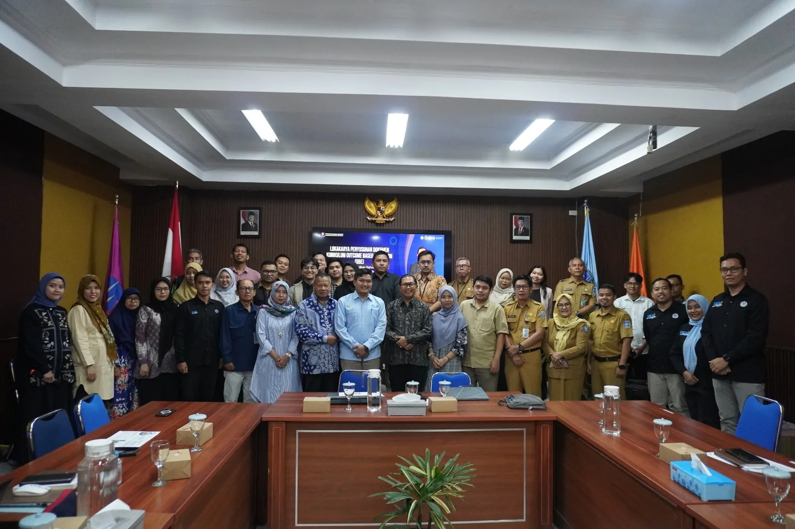 Prodi Pendidikan Bahasa Indonesia UBB Perkuat Kurikulum OBE melalui Lokakarya Bersama Pakar Nasional
